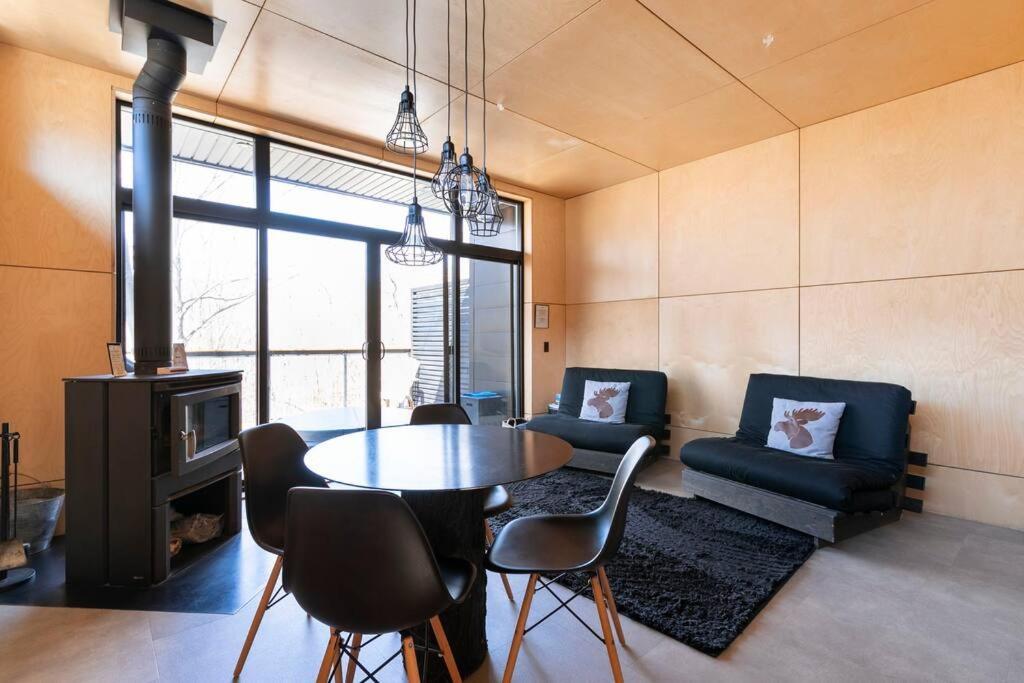 Cabin Sutton 252 - En Harmonie Avec La Nature! Villa Ngoại thất bức ảnh